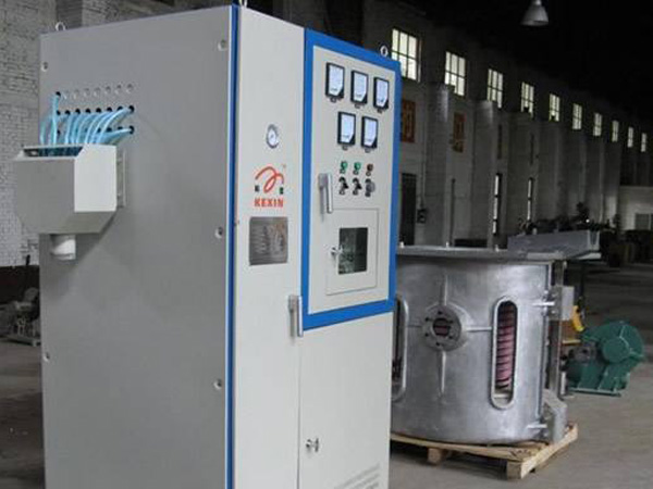 三大中頻熔煉爐設(shè)備循環(huán)水布置方式大盤點，看看哪款適合你